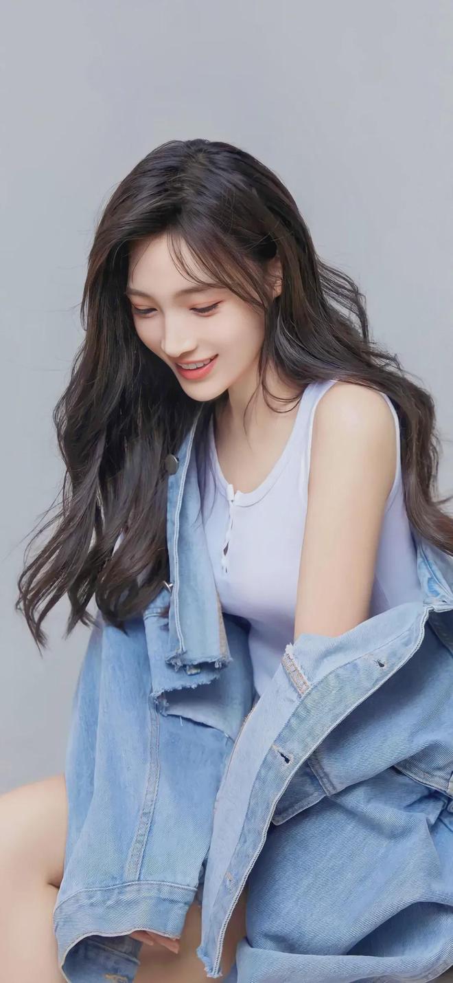 亮妻子2》免费观看新葡京《领居的漂